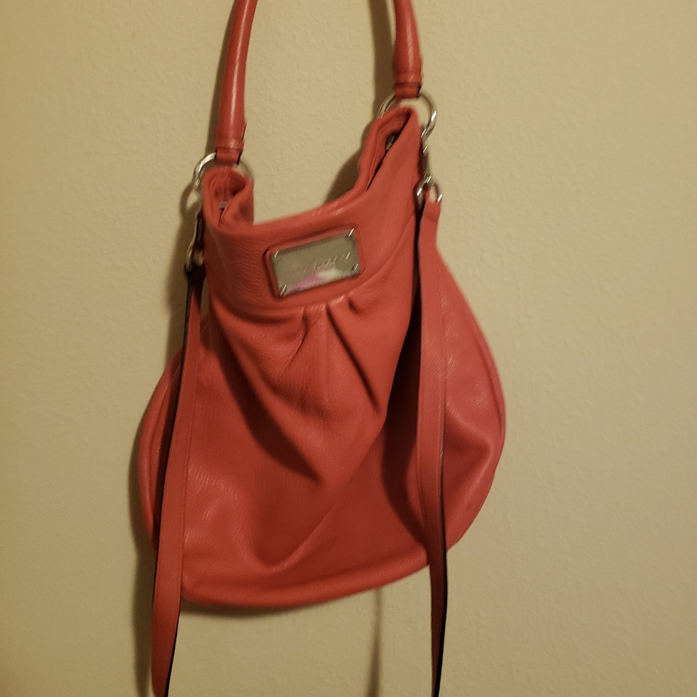 Marc Jacobs Marc Classic Q Hillier Hobo Wild Raspberry Coral color Leather Bag